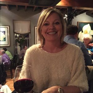 Meet your Posher, Carolyn